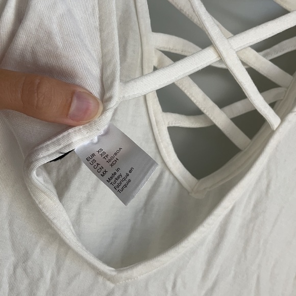H&M Tank - Picture 6 of 6